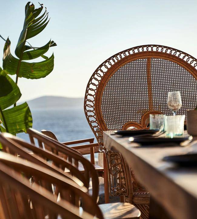 A Balinese style armchair at Ubud Restaurant